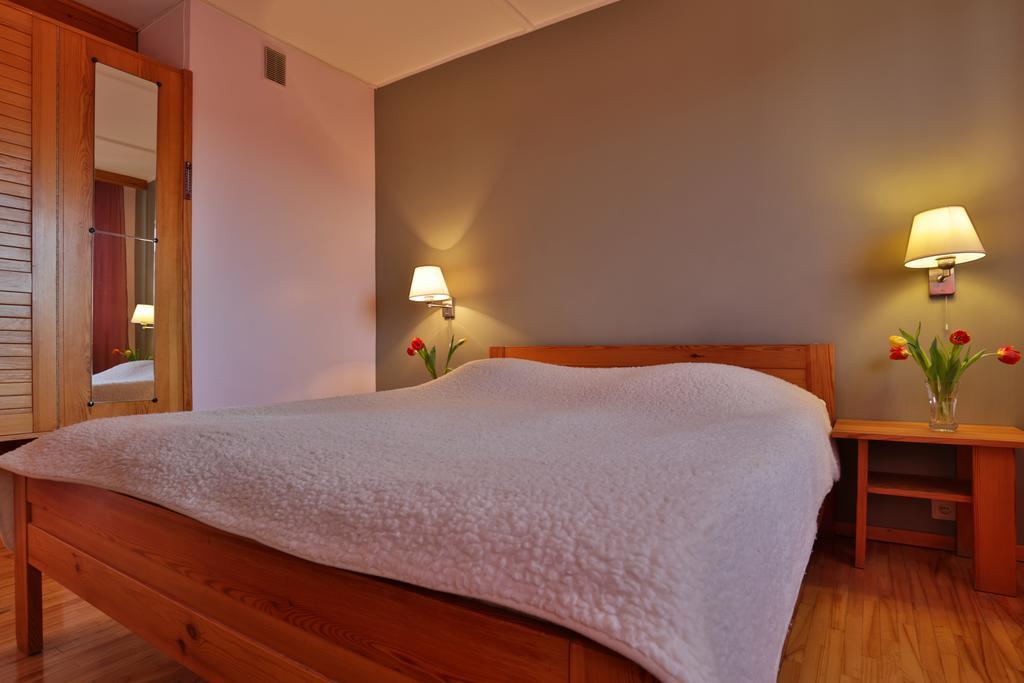 Pesa Hotel Polva Ruang foto