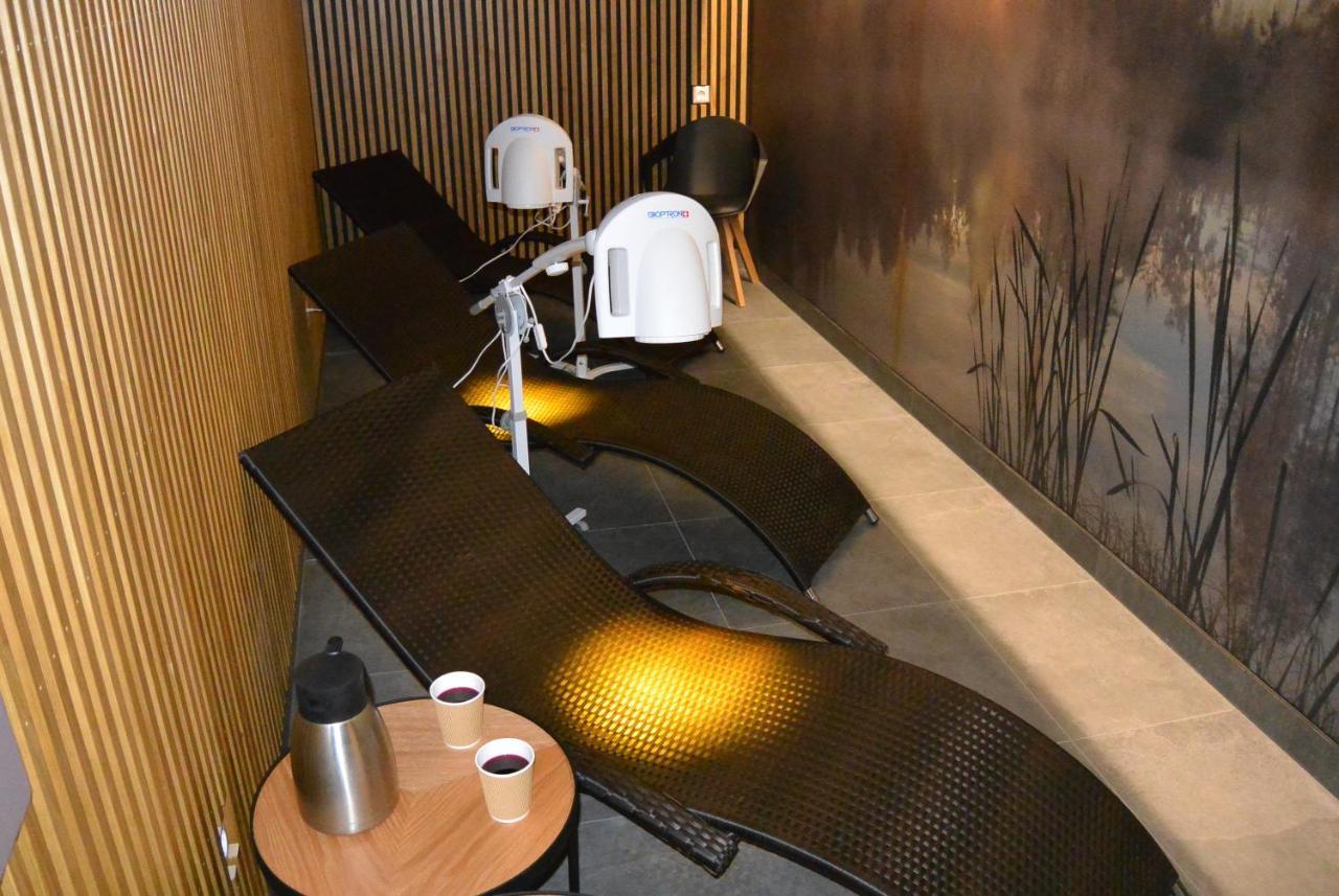 Pesa Hotel Polva Bagian luar foto