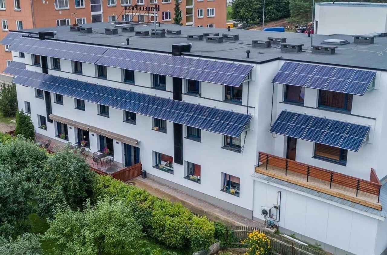 Pesa Hotel Polva Bagian luar foto